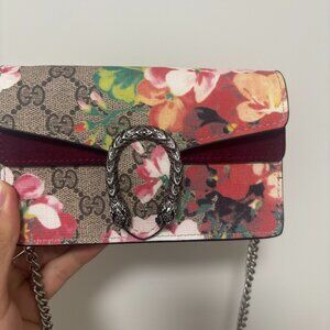 Gucci crossbody bag, shoulder bag, wallet